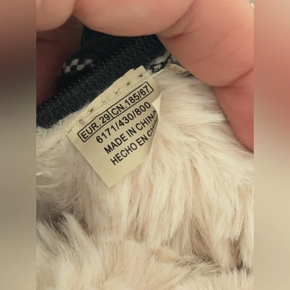 Zara black 5us